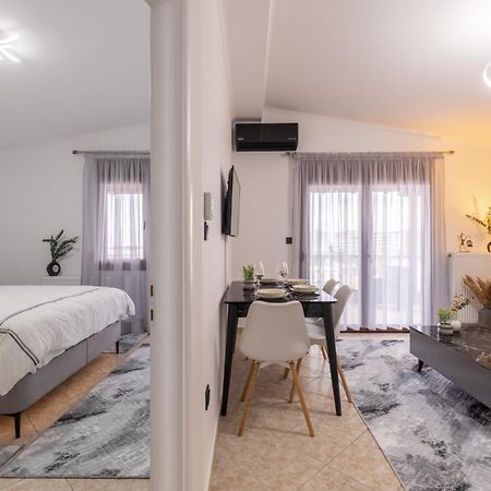 Luxury Central Apartment 2 Xanthi Exteriör bild